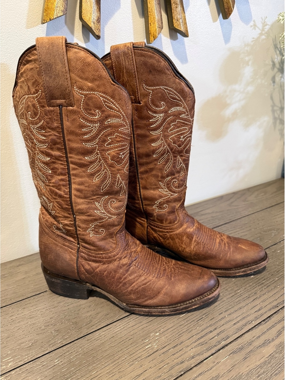 Brown Leather Western Cowboy Boots Size 7.5